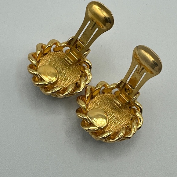 Vintage Christian Dior Chain Link Faux Black Onyx  Clip On Earrings #448 - Picture 4 of 5